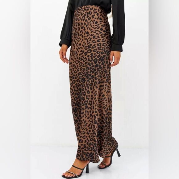 Leopard Maxi Skirt NWT - Picture 3 of 5